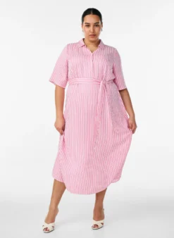 Knöchellanges Hemdblusenkleid mit Bindegürtel und Streifen