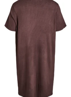 Knielanges Strickkleid mit kurzen Ärmeln