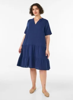 Kurzes A-Linien-Kleid aus Baumwollmusselin