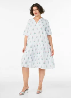 Kurzes A-Linien-Kleid aus Baumwollmusselin