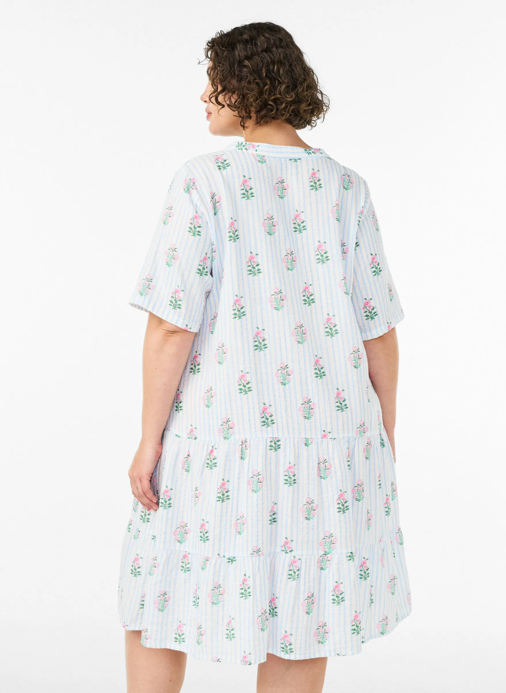 Kurzes A-Linien-Kleid aus Baumwollmusselin