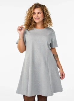 Kurzes A-Linien Kleid aus Jersey