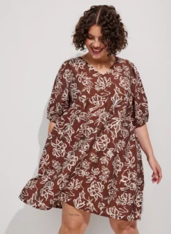 Kurzes A-Linien-Kleid mit V-Ausschnitt