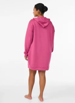 Kurzes Hoodiekleid mit Kängurutasche