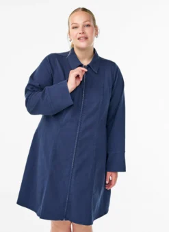 Kurzes Kleid aus Twill mit Reißverschluss