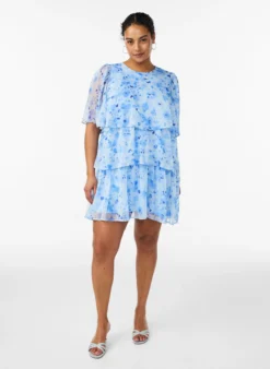 Kurzes Kleid in Chiffon-Optik mit Blumenprint und Volantlagen
