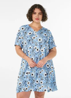 Kurzes Kleid mit Blumendruck