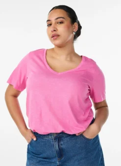 Kurzärmeliges Basic T-Shirt mit V-Ausschnitt