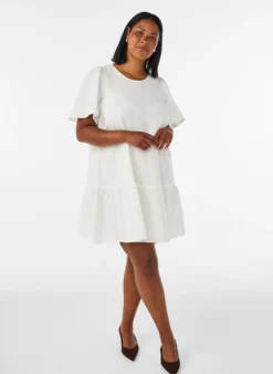 Kurzärmliges Kleid aus Baumwolle mit A-Linien-Schnitt