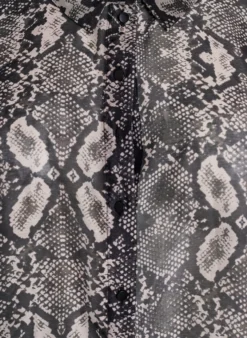 Langärmelige Bluse mit Schlangenprint