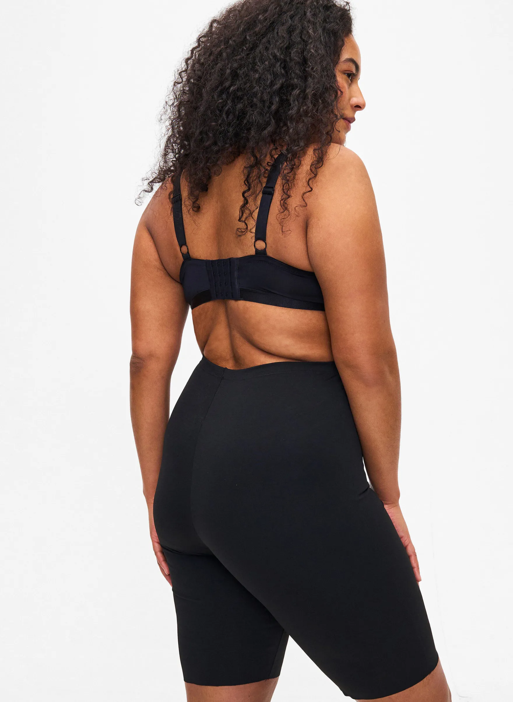 Leichte Formwäsche lange Shorts