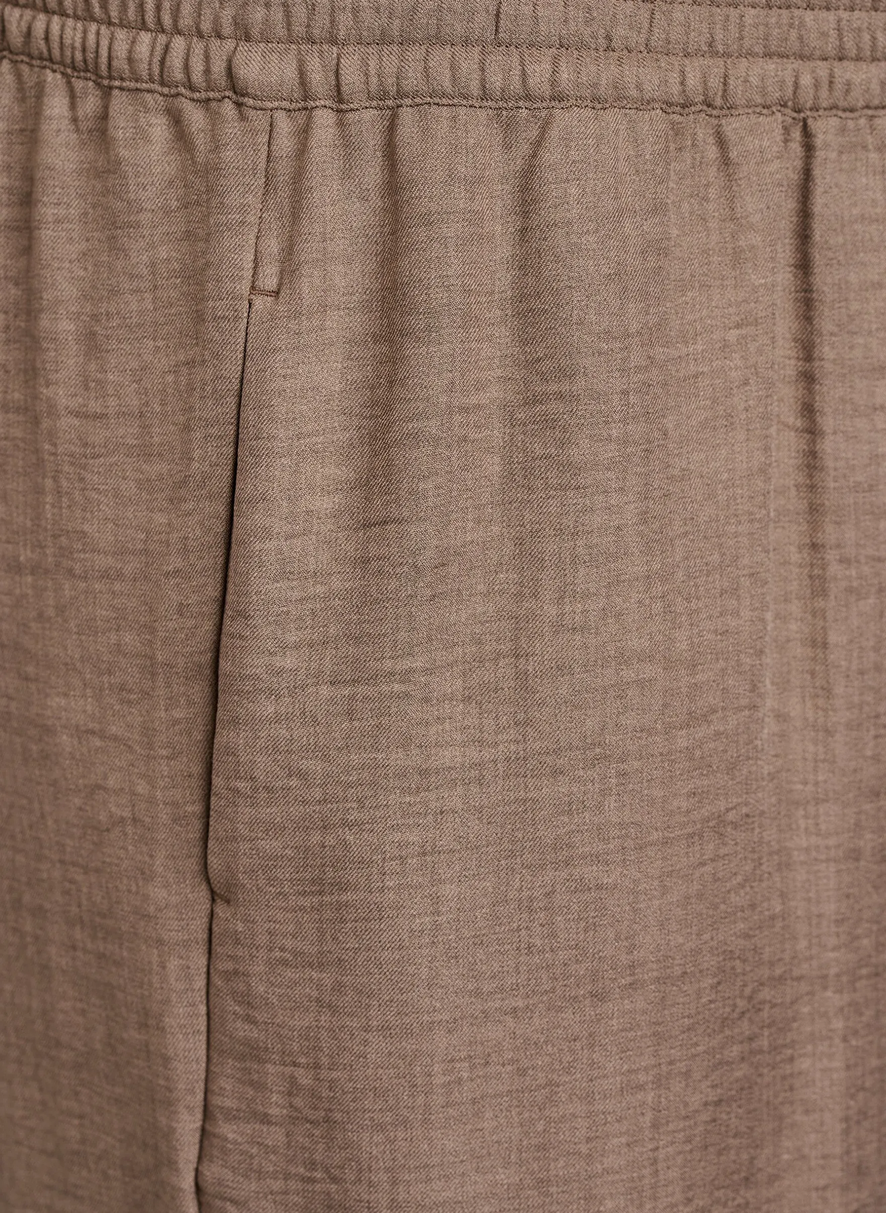 Lockere Hose mit elastischem Bund und Taschen