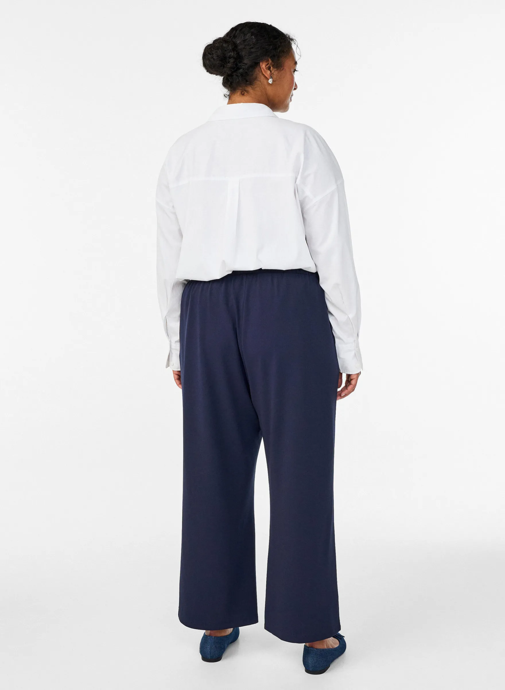 Lockere Hose mit Taschen