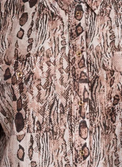 Locker sitzendes Shirt mit Tierprint und Brusttaschen