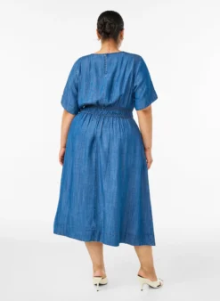 Midikleid in Jeans-Optik mit Gummizug in der Taille