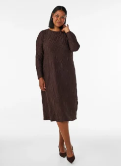 Midikleid mit gewellter Struktur und langen Ärmeln