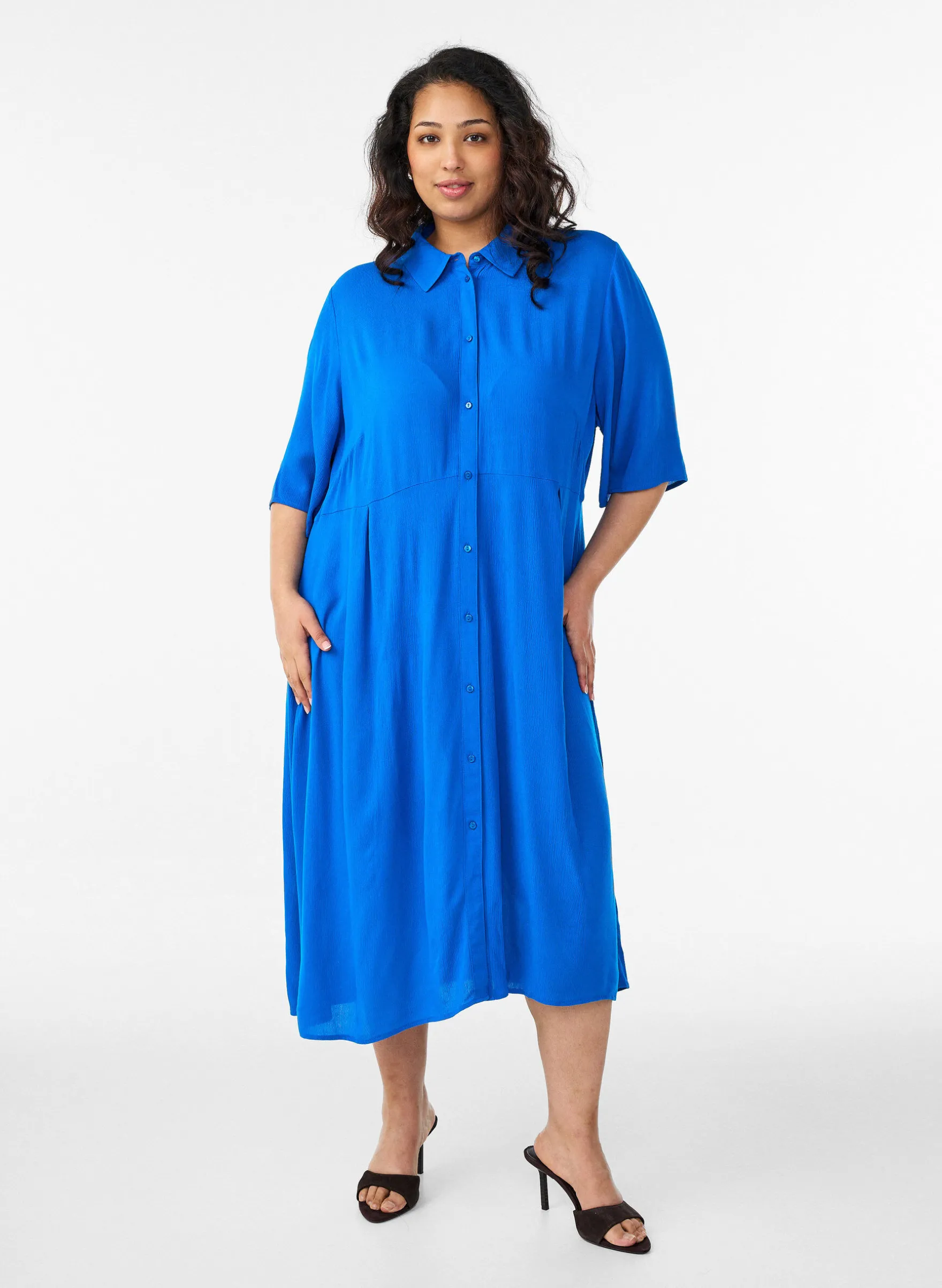 Midikleid mit kurzen Ärmeln