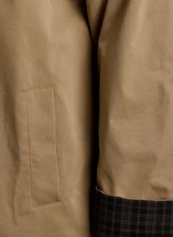 Mittellange Jacke mit Cordkragen