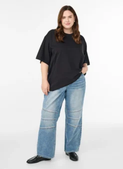 Oversize-T-Shirt mit halben Ärmeln