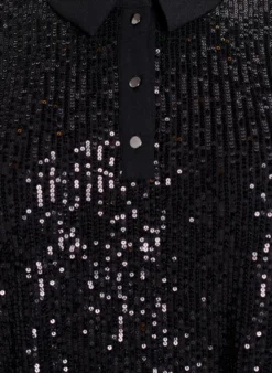 Paillettenbluse mit Polokragen und kurzen Ärmeln