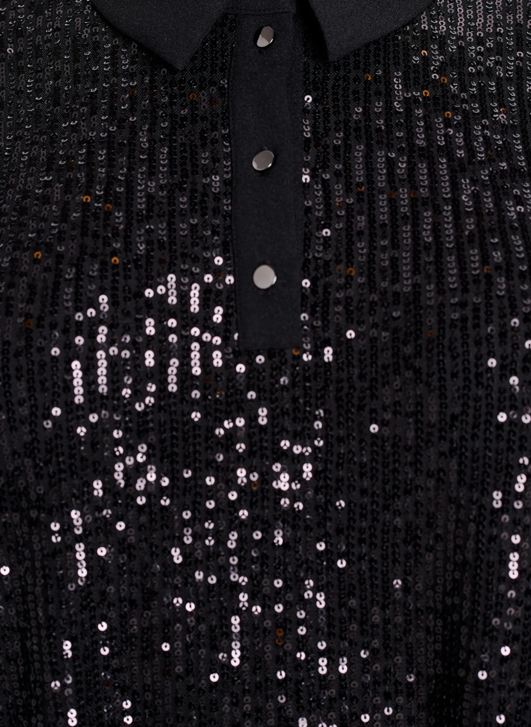 Paillettenbluse mit Polokragen und kurzen Ärmeln