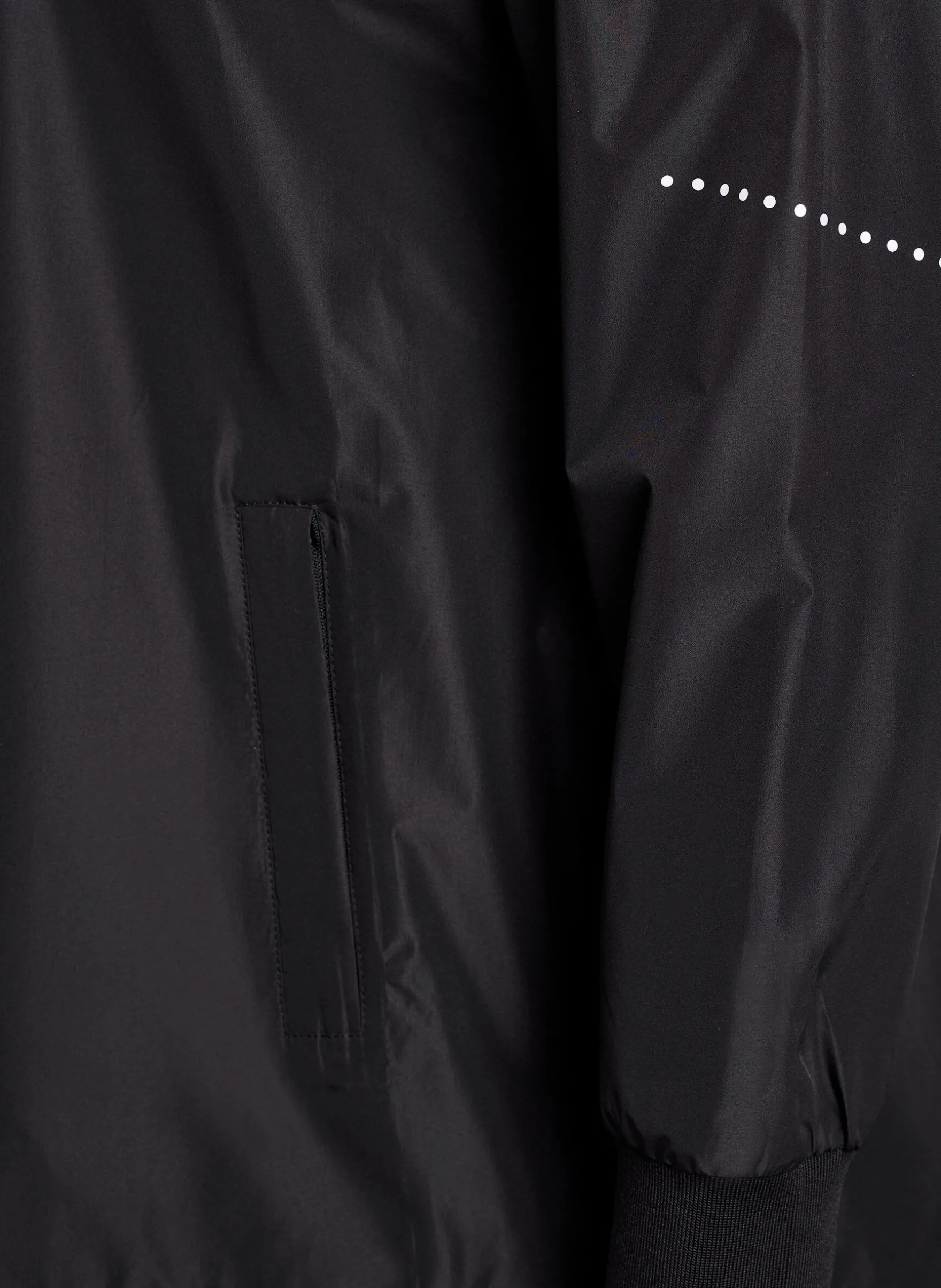 Regenjacke mit reflektierenden Details
