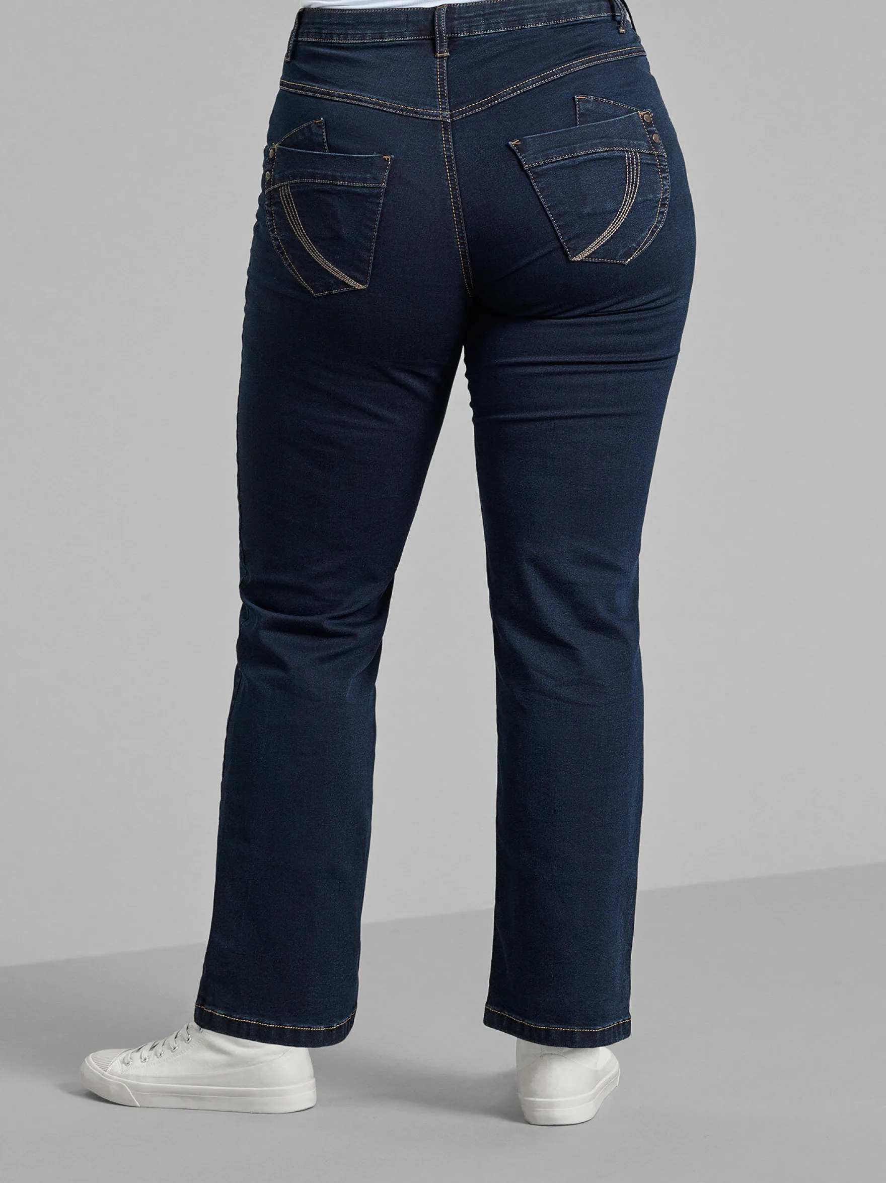 Regular Fit Gemma Jeans mit hoher Taille