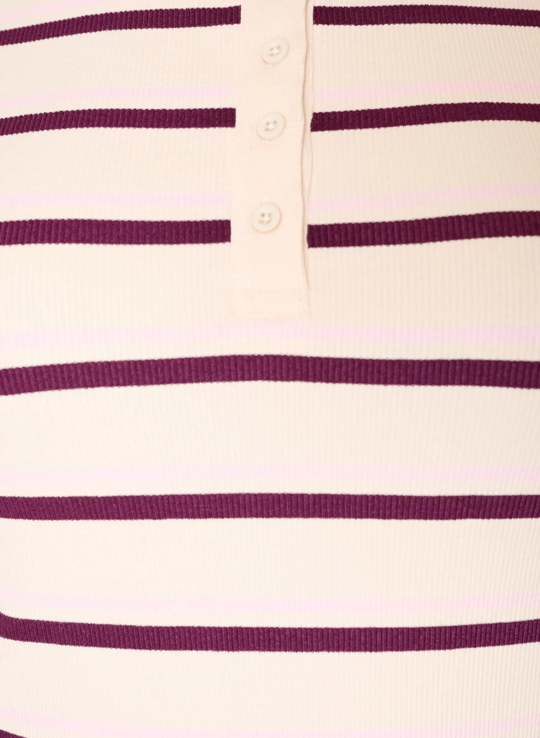 Ripp-T-Shirt mit Streifen und Knopfdetail