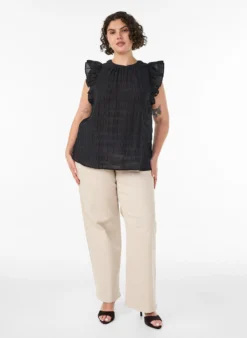Ärmellose Bluse mit Struktur und Rüschen