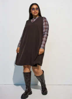 Ärmelloses A-Linien-Kleid mit Nadelstreifen