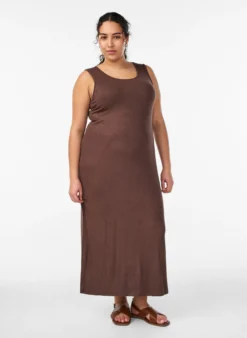 Ärmelloses geripptes Kleid aus Viskose