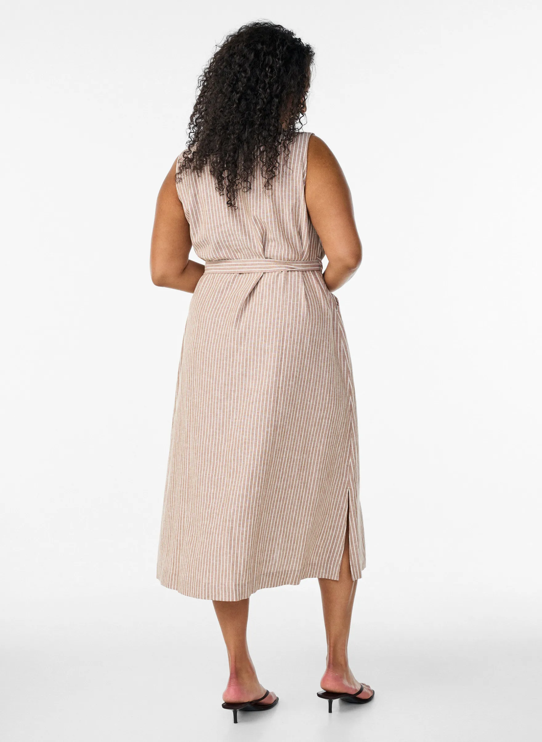 Ärmelloses gestreiftes Midikleid aus Leinen und Viskose