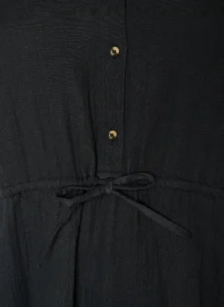 Ärmelloses Kleid aus Baumwoll-Musselin mit Bindeband