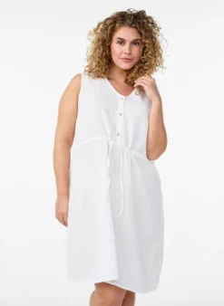 Ärmelloses Kleid aus Baumwoll-Musselin mit Bindeband