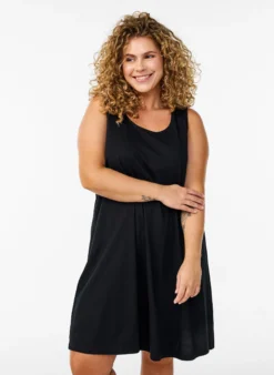 Ärmelloses Kleid in A-Linie