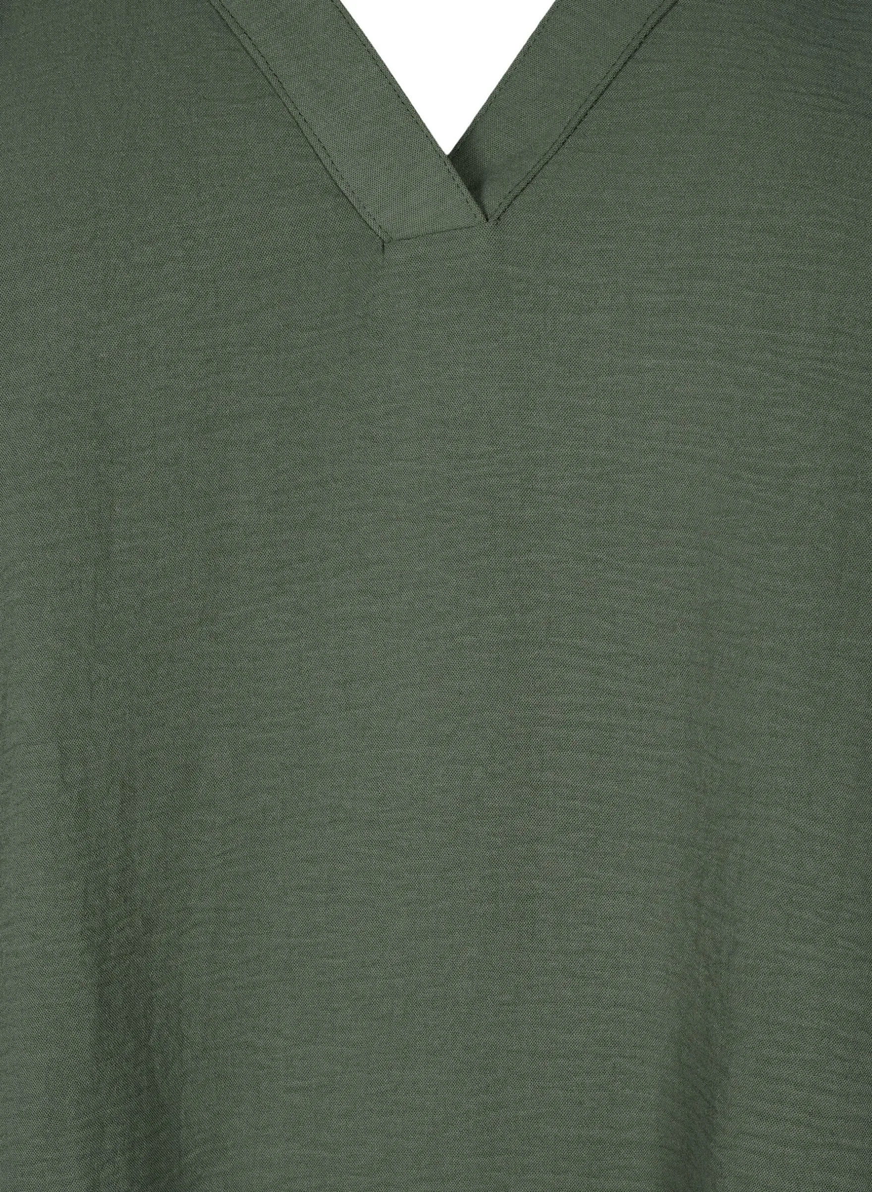 Ärmelloses Oberteil mit Faltendetails