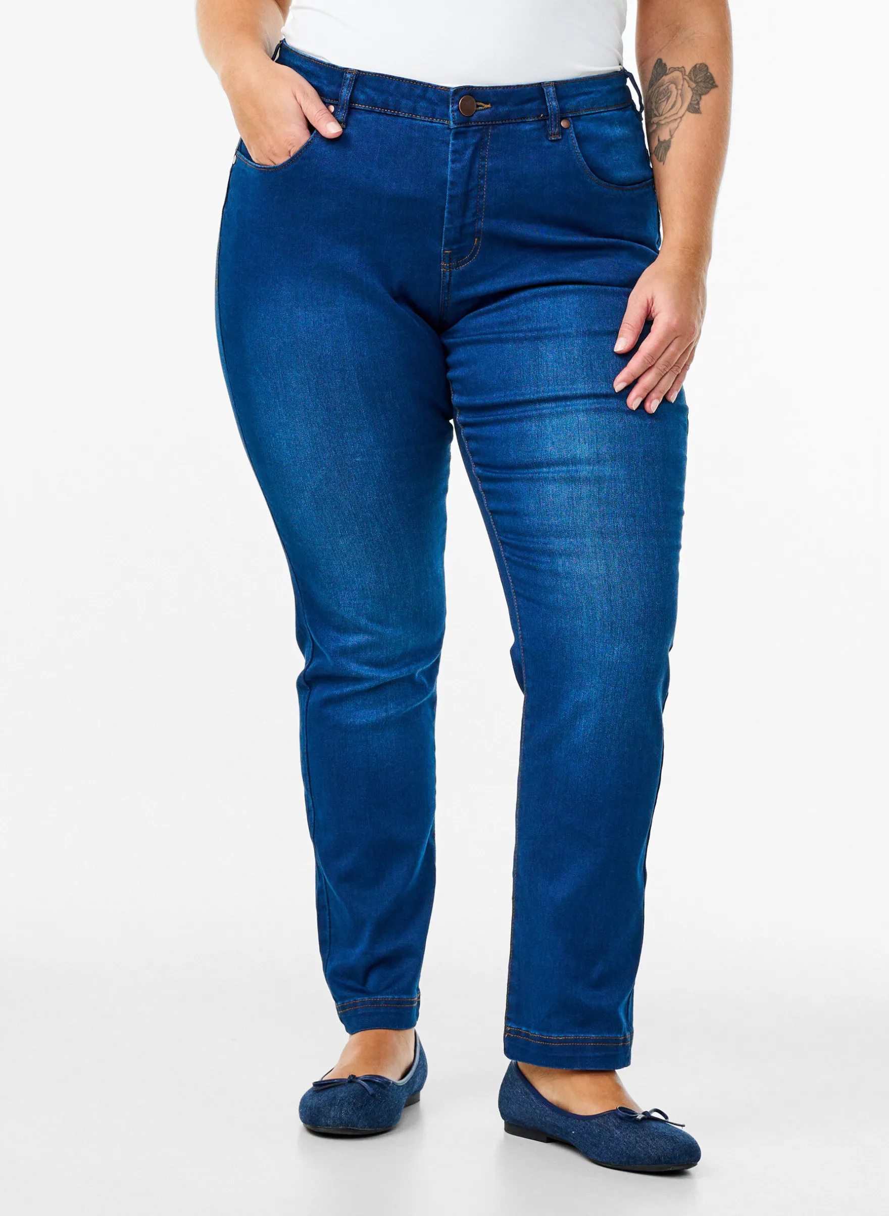 Schmale Passform Emily Jeans mit normaler Taille