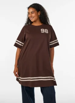 Short t-shirt dress with sporty details