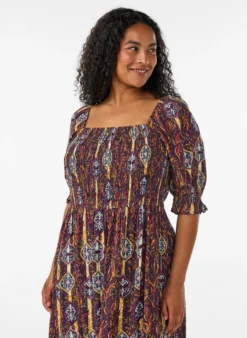 Sommerkleid aus Viskose mit Paisleymuster