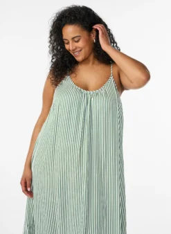 Sommerkleid mit Streifen und A-Linie
