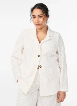Spitzenblazer mit Knopfverschluss