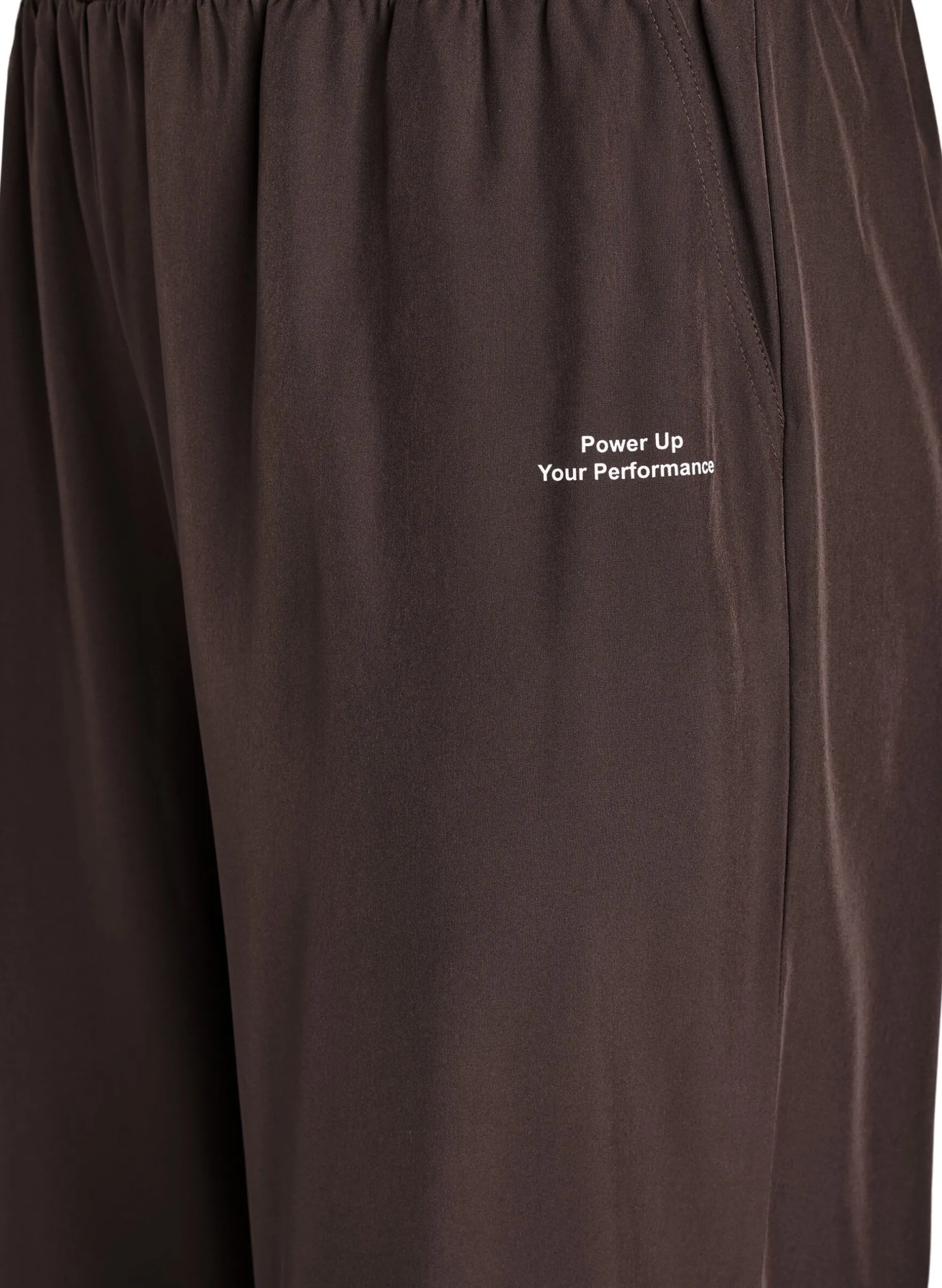 Sportliche Hose mit hoher Taille und geraden Beinen