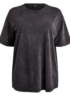 Sportliches T-Shirt aus Baumwolle mit Washed-Effekt