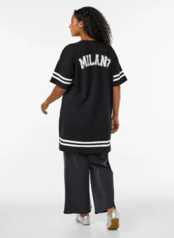 Sportliches T-Shirtkleid aus Baumwolle