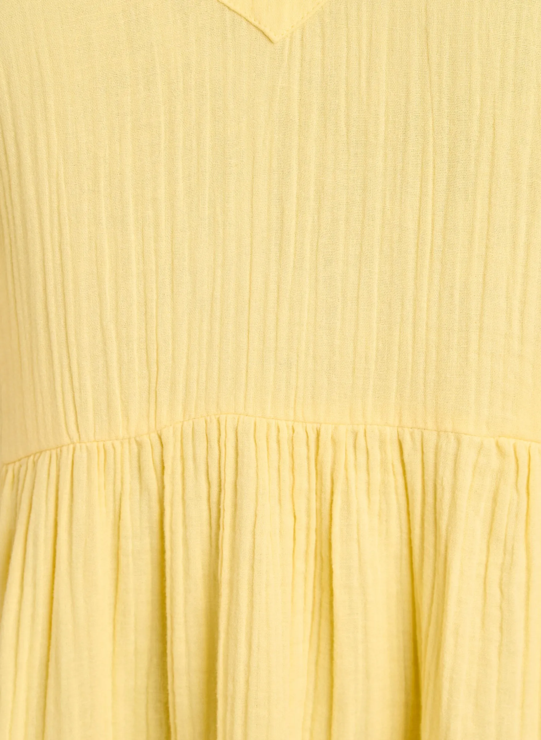 Strandkleid aus Baumwolle mit schmalen Trägern