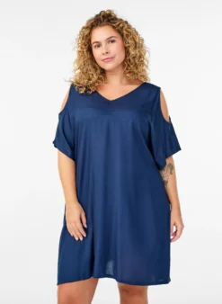 Strandkleid aus Viskose mit Schulterdetail