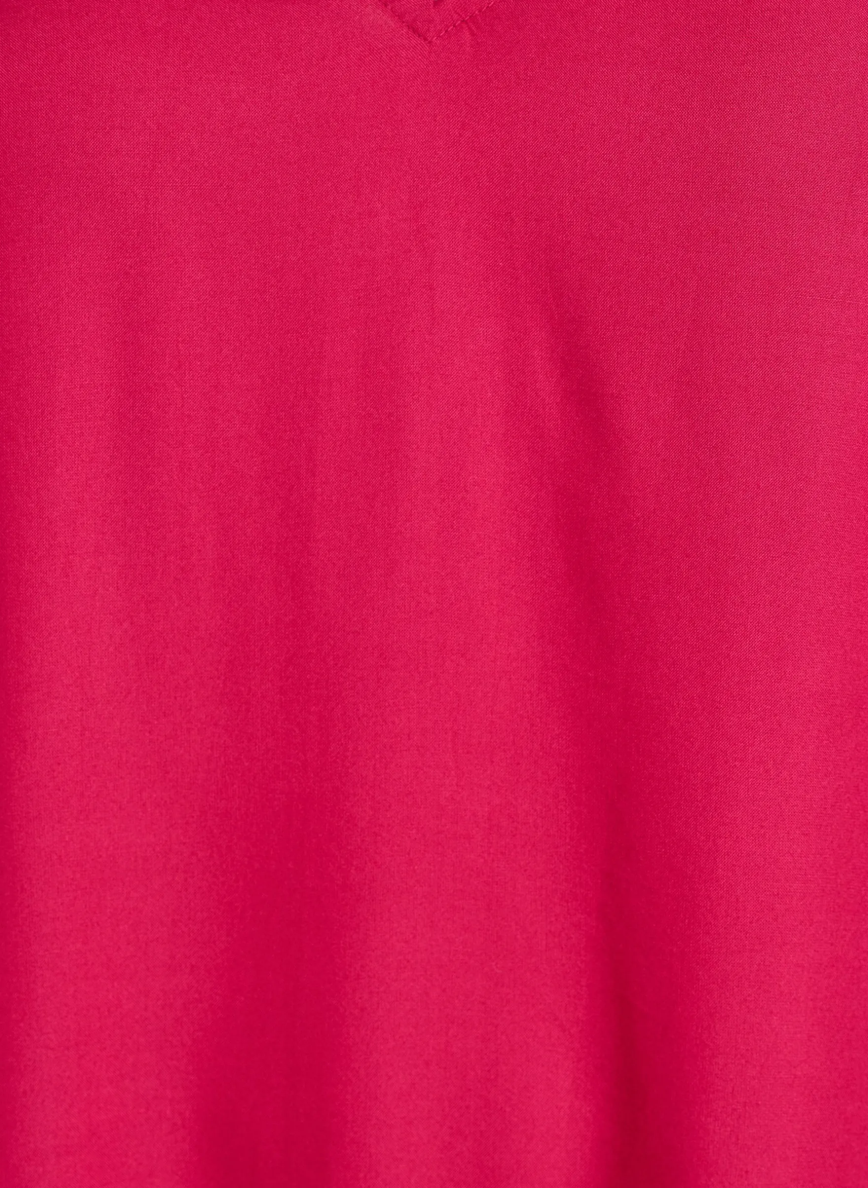 Strandkleid aus Viskose mit Schulterdetail