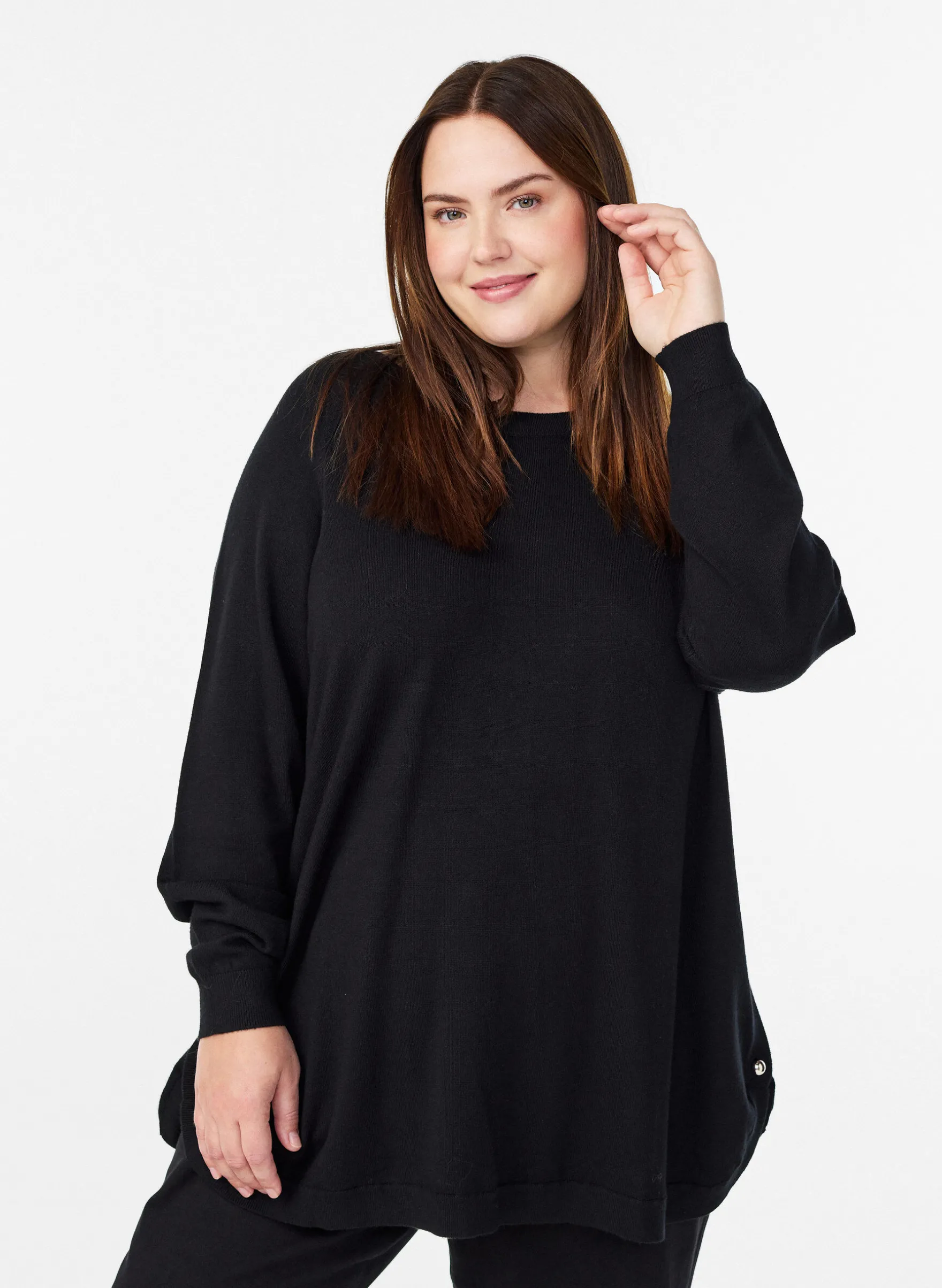 Strickbluse mit seitlichen Knöpfen
