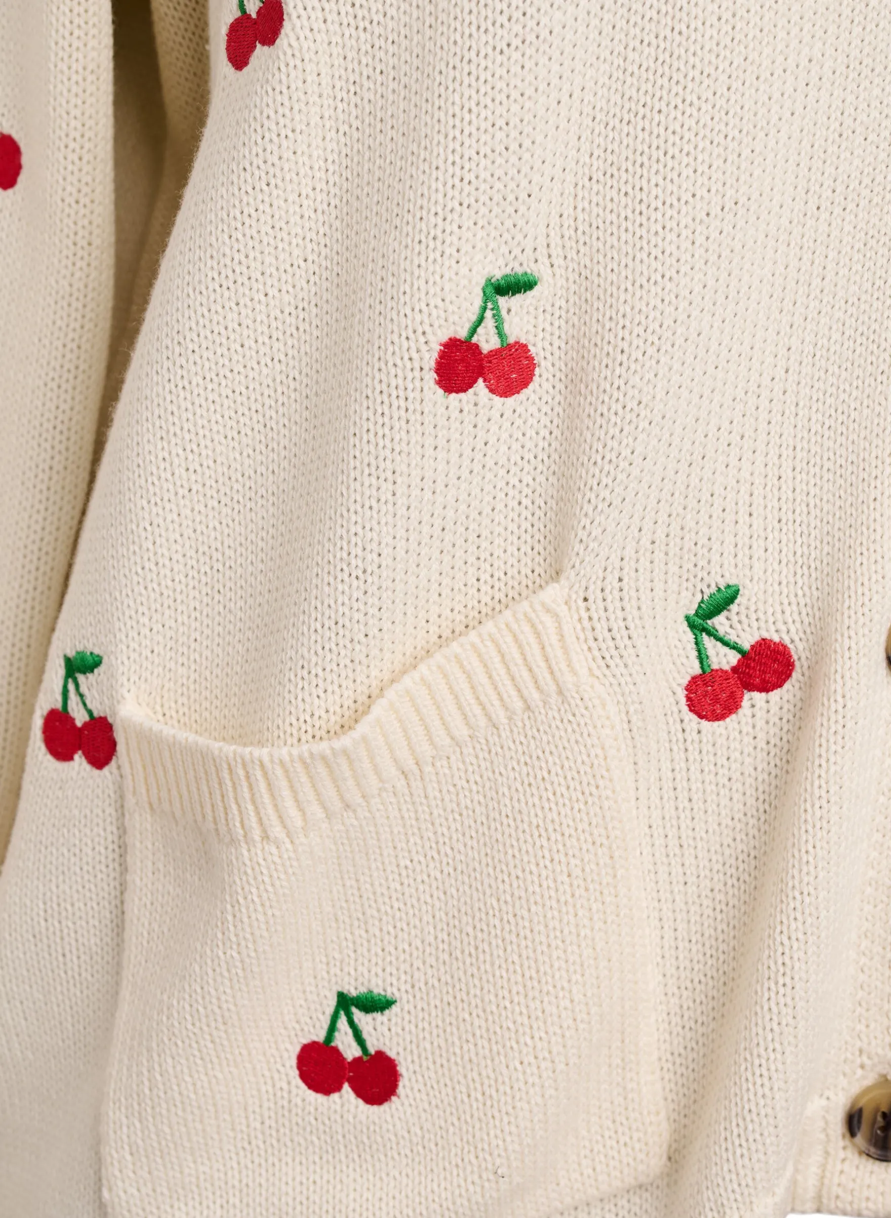 Strickjacke mit Kirschstickerei