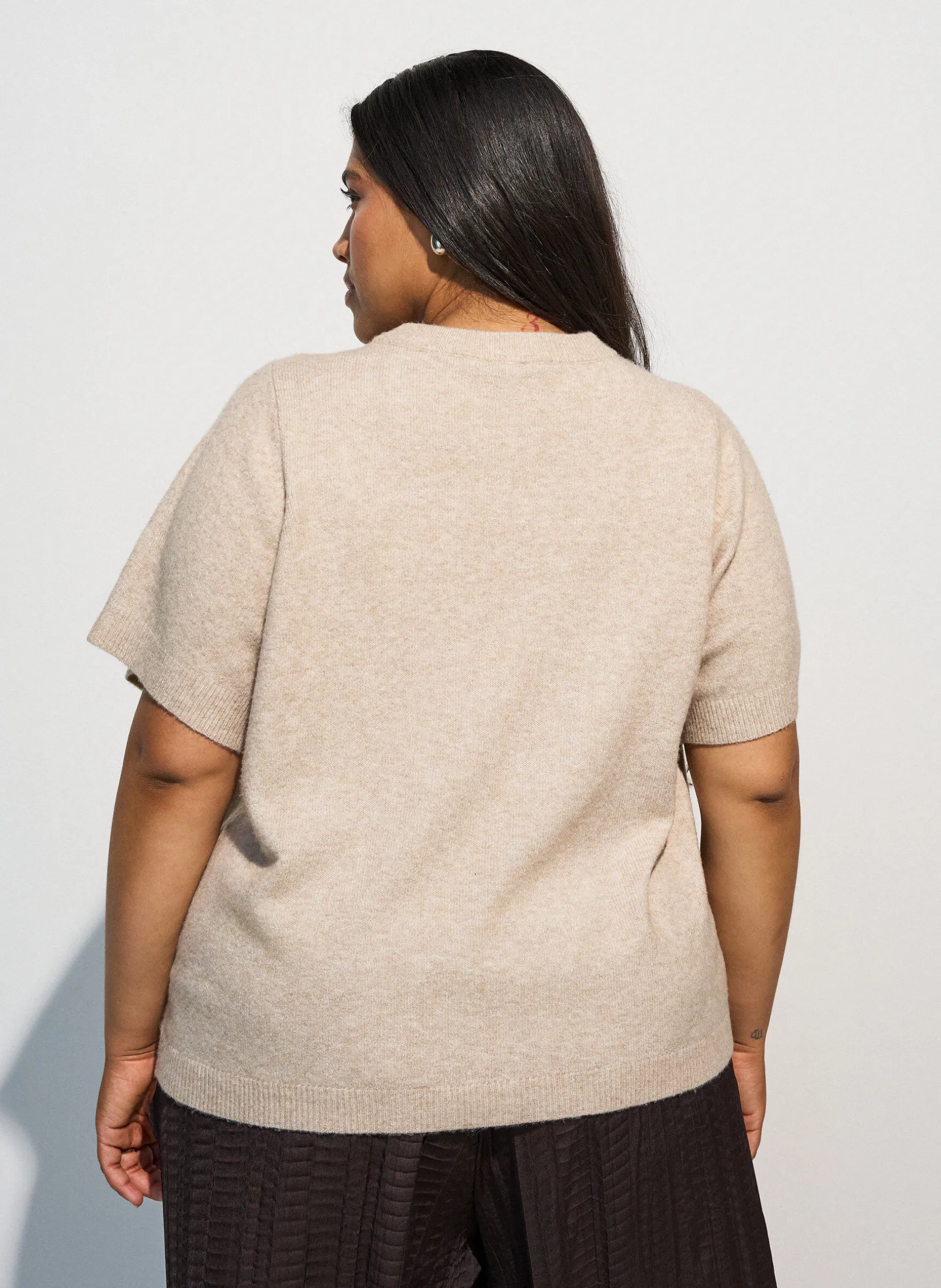 Strickjacke mit kurzen Ärmeln